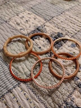 Set of 7 Bangle Bracelets in Coral, Peach & Natural Wood Tones